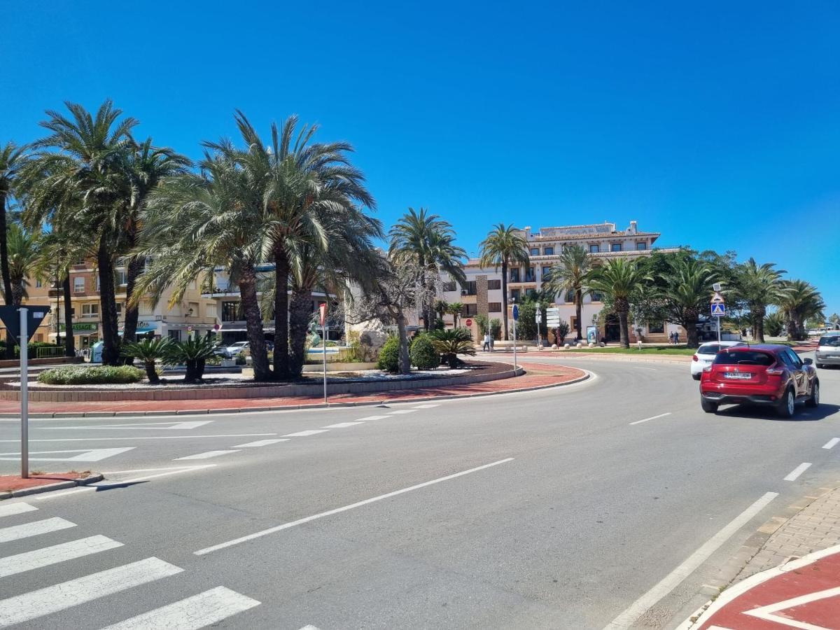 Apartamentos En Denia Frente Al Puerto! Eksteriør billede