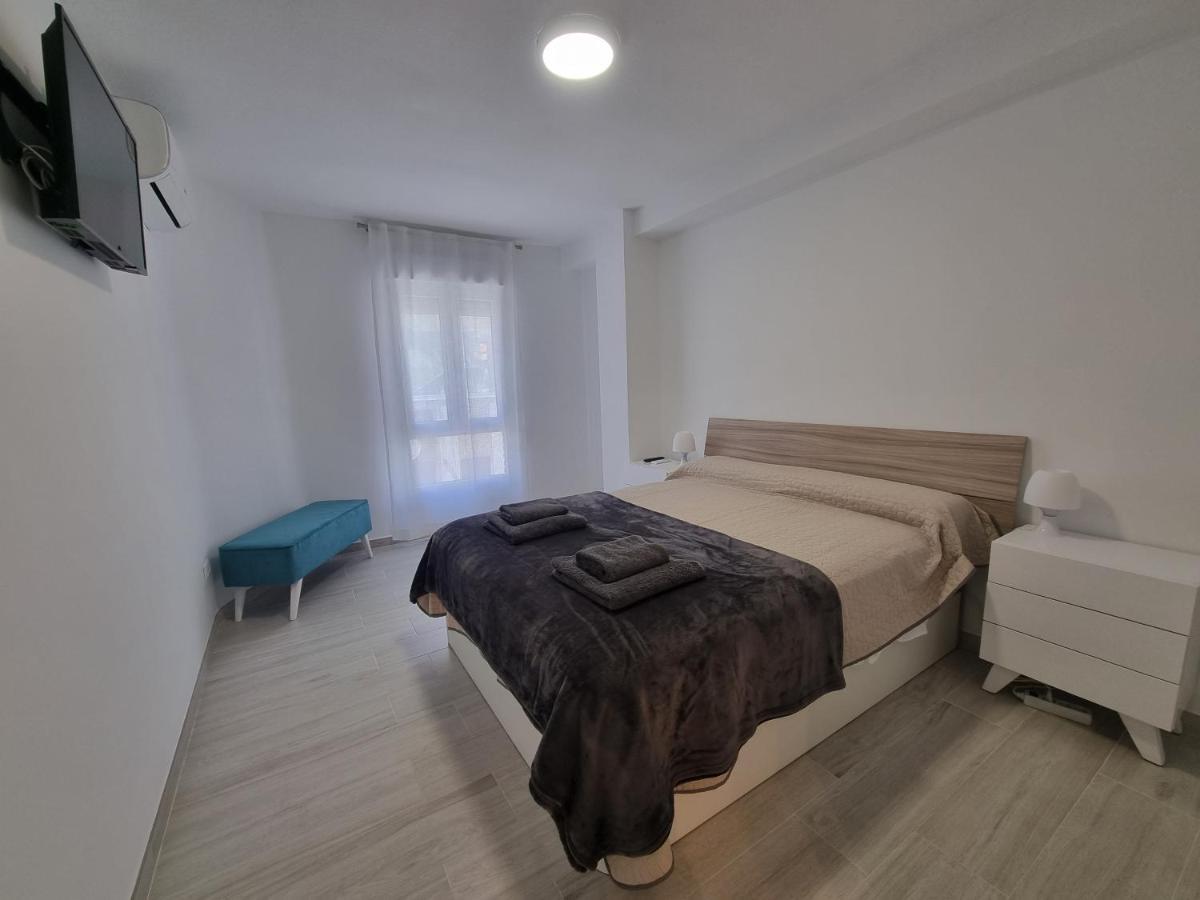 Apartamentos En Denia Frente Al Puerto! Eksteriør billede