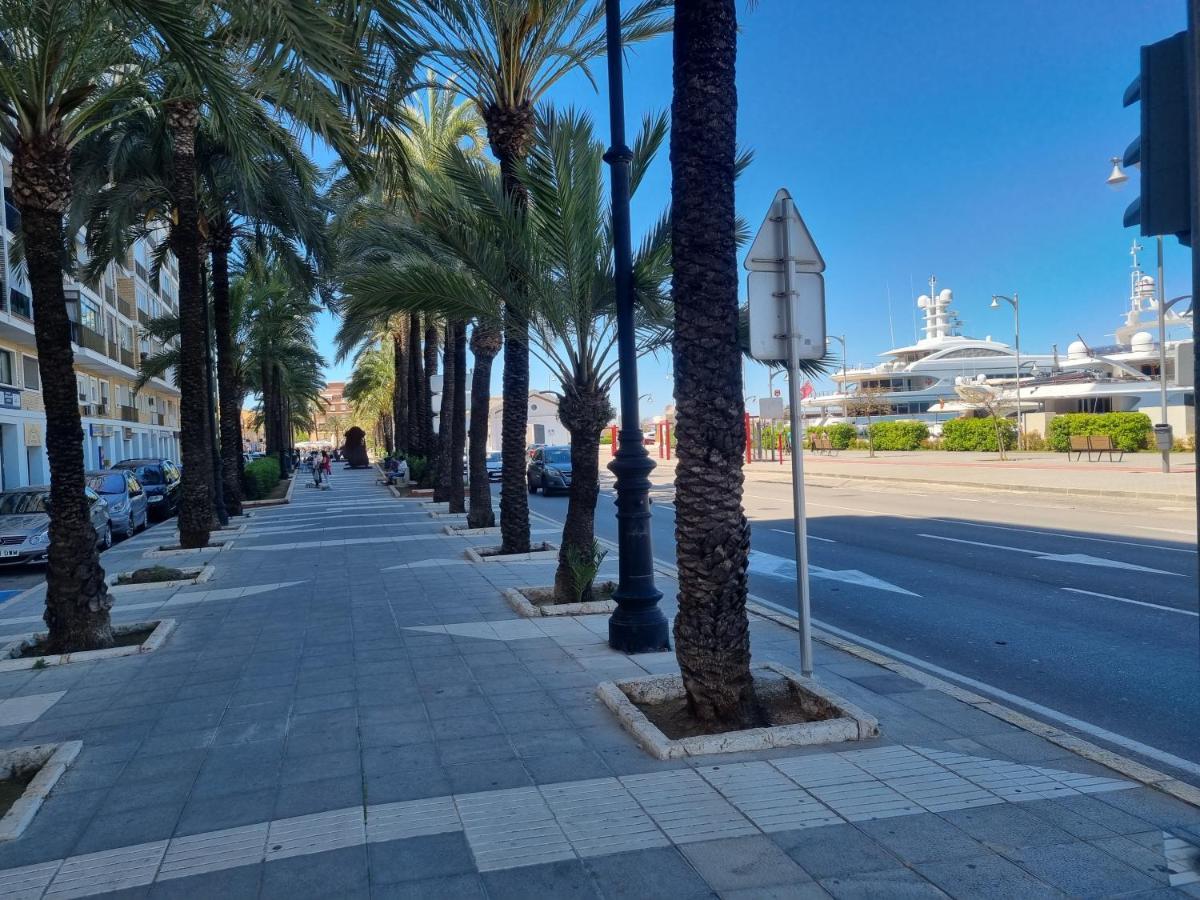 Apartamentos En Denia Frente Al Puerto! Eksteriør billede