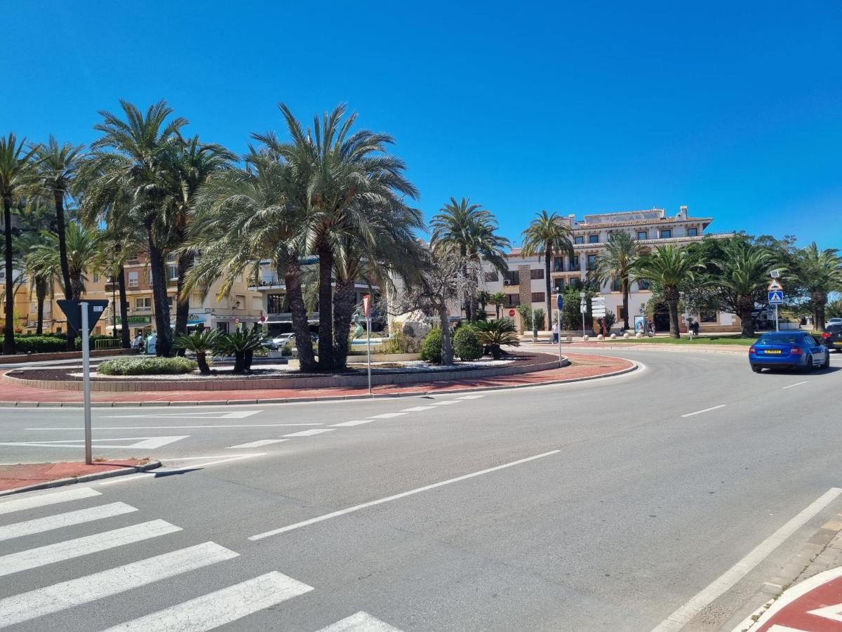 Apartamentos En Denia Frente Al Puerto! Eksteriør billede