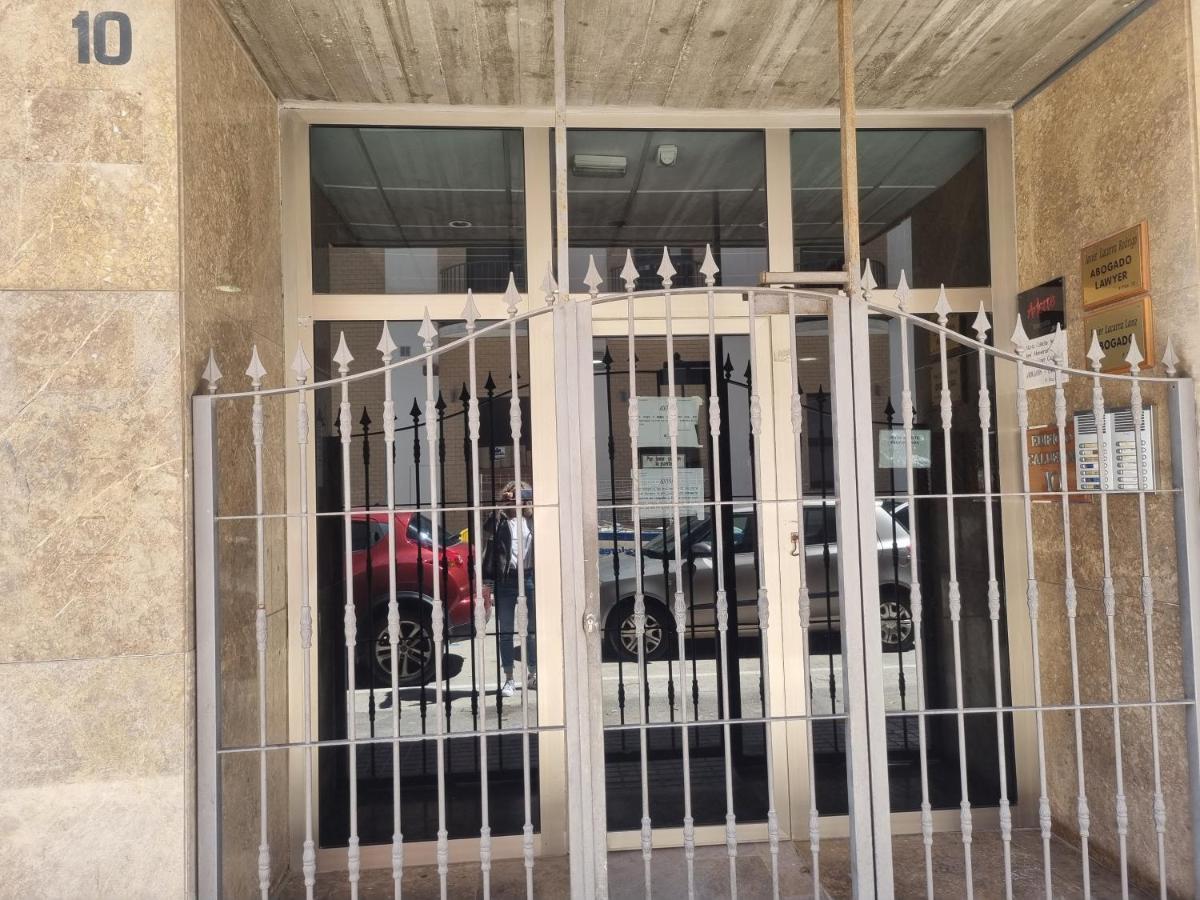 Apartamentos En Denia Frente Al Puerto! Eksteriør billede