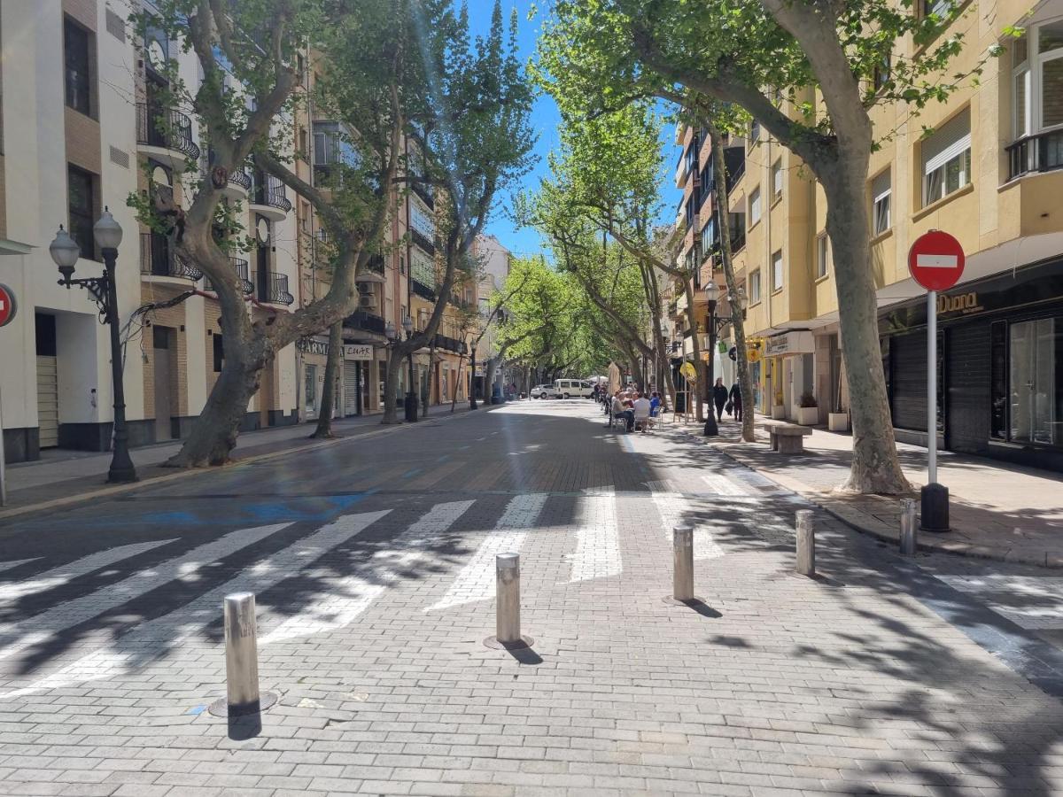 Apartamentos En Denia Frente Al Puerto! Eksteriør billede
